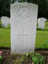 Hermies British Cemetery - Fry, Frank Wadhurst